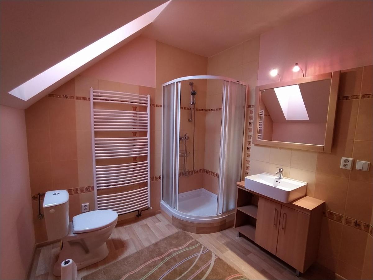 Apartmany Lono Jičín Zewnętrze zdjęcie