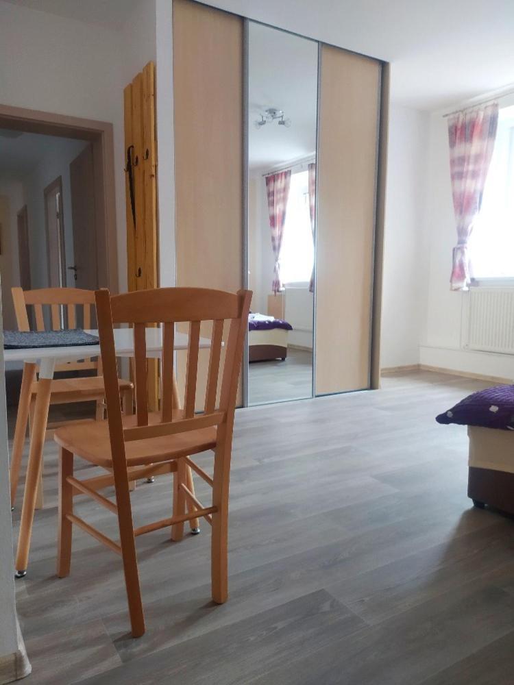 Apartmany Lono Jičín Zewnętrze zdjęcie